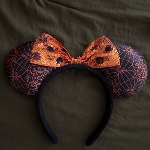 Disney Sequin Bow Mouse Ear Headband - Orange and Black